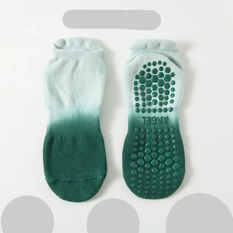 Non Slip Yoga Socks with Towel Grip